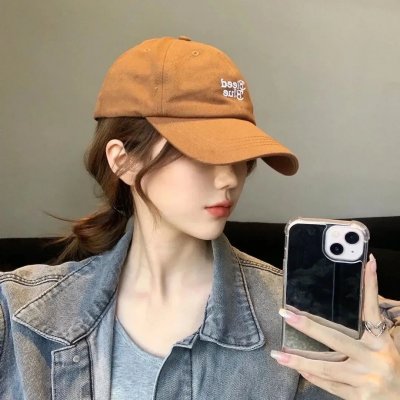 腰间持枪